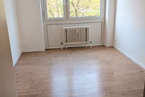 Lichtdurchflutete 3-Zimmer-Wohnung mit Balkon in begehrter Lage von Karlsruhe-Durlach – Schinnrainstraße 3, 76227 Durlach, Karlsruhe – Vorschaubild 7