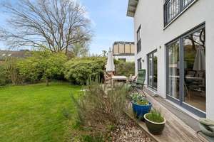 Provisionsfrei – Helles, familienfreundliches Haus mit schönem Garten – Die vollständige Adresse der Immobilie erhältst du vom Anbieter., 22559 Rissen, Hamburg – Vorschaubild 8