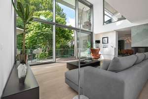 Exklusive Designresidenz mit Aufzug in TOP Lage von Essen-Stadtwald
