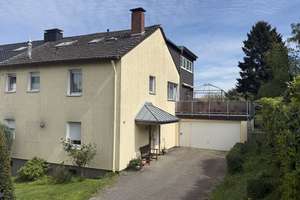 Attraktives Mehrfamilienhaus in Top-Lage von Solingen-Gräfrath – Starke Kapitalanlage mit Potenzial