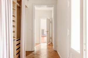 Herrschaftlicher Stuckaltbau mit 4 Zimmern im beliebten Nollendorfkiez – Die vollständige Adresse der Immobilie erhältst du vom Anbieter., 10777 Schöneberg, Berlin – Vorschaubild 11