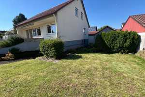 Ein-/Zweifamilienhaus mit tollem Grundstück in sonniger und ruhiger Lage in Ulm-Lehr. – Ulm – Vorschaubild 3