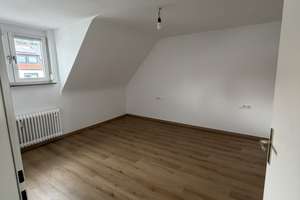Renovierte-2-Zimmer-Wohnung in Stuttgart-Feuerbach mit Einbauküche  – Niederwaldstraße 21, 70469 Lemberg/Föhrich, Stuttgart – Vorschaubild 3