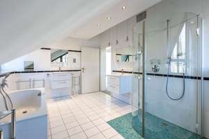 Property thumbnail 35