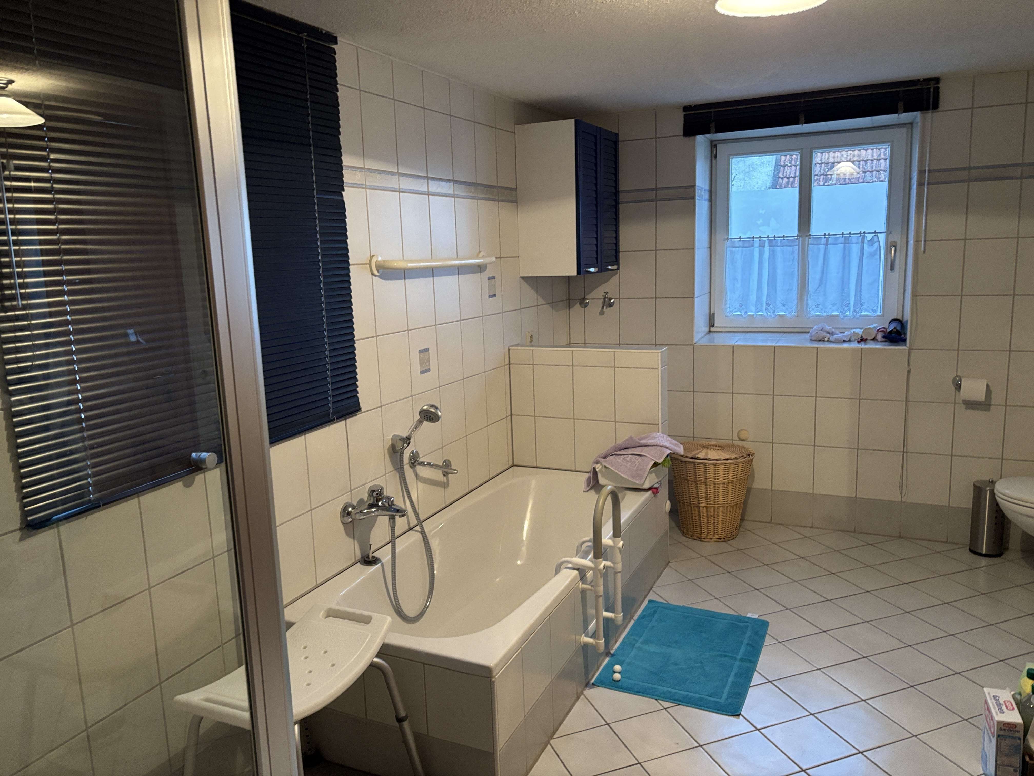 Immobilie in Westheim - Charmantes Einfamilienhaus in Westheim mit Werkstatt und Garage zu verkaufen

 - Bild 4