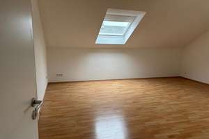 Gepflegte, zentral gelegene 2-Zimmer-Wohnung in Neckarau – Gießenstraße 2, 68199 Neckarau, Mannheim – Vorschaubild 2