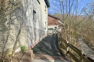 ZWEIFAMILIENHAUS MIT GARAGE | SIEGEN - EISERFELD – Siegen-Wittgenstein (Kreis) – Vorschaubild 2