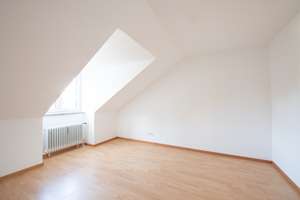 Licht,Raum und Charme unterm Dach! – Die vollständige Adresse der Immobilie erhältst du vom Anbieter., 81476 Forstenried, München – Vorschaubild 36
