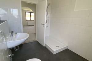 Gut aufgeteilte 2,5 R-Wohnung mit grossem Gemeinschaftsgarten!!! – Weindorfstraße 11, 45884 Rotthausen, Gelsenkirchen – Vorschaubild 2