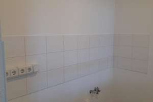 Lichtdurchflutete  3- Zimmerwohnung in Dresden Strehlen zu vermieten ! – Walter-Arnold-Straße 11, 1219 Strehlen, Dresden – Vorschaubild 2