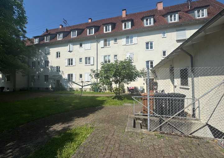 Kapitalanlage mit Charme 
Vermietete Dachgeschoss -Wohnung im Zentrum von Friedrichshafen