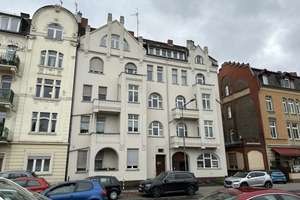 Provisionsfrei! Charmante 3,5-Zimmer-Wohnung mit großer, ruhiger Terrasse in Wiesbaden-Biebrich