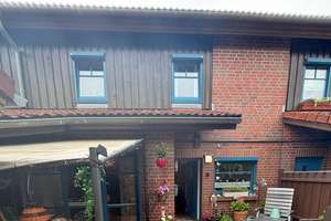 Gemütliches Reihenmittelhaus mit Westterrasse und Stellplatz – Die vollständige Adresse der Immobilie erhältst du vom Anbieter., 24109 Mettenhof, Kiel – Vorschaubild 2