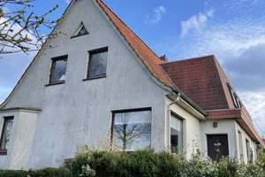 Interessantes Anlageobjekt : Großzügiges 1 Familienhaus mit Einliegerwohnung und Ausbaureserve – Die vollständige Adresse der Immobilie erhältst du vom Anbieter., 27777 Ganderkesee – Vorschaubild 3