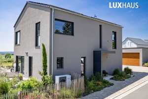 WO DAS LEBEN SO SPIELT: Bauen und wohnen auf  1313 m² Grundstück in GORNAU – Rue de Ploermel 1, 9405 Erzgebirgskreis – Vorschaubild 2