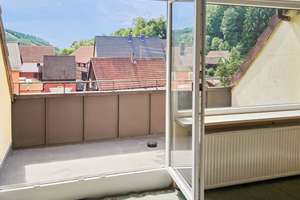 Haus mit 3 Wohneinheiten und maximaler Flexibilität in Steinwiesen – Die vollständige Adresse der Immobilie erhältst du vom Anbieter., 96349 Steinwiesen – Vorschaubild 2