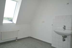Charmantes Reihenendhaus mit Garage und Stellplatz – ideal für Familien! – Die vollständige Adresse der Immobilie erhältst du vom Anbieter., 9247 Röhrsdorf, Chemnitz – Vorschaubild 14