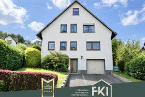 **Gepflegtes Einfamilienhaus mit Garten und Garage in Betzdorf**