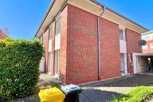 Attraktive Doppelhaushälfte mit Südwest-Terrasse, Garage in exklusiver Wohnlage