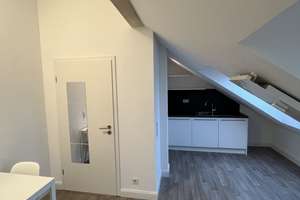 neu saniertes & möbliertes WG-Zimmer mit Gemeinschaftsbad ab sofort zu vermieten - Aachen Schanz