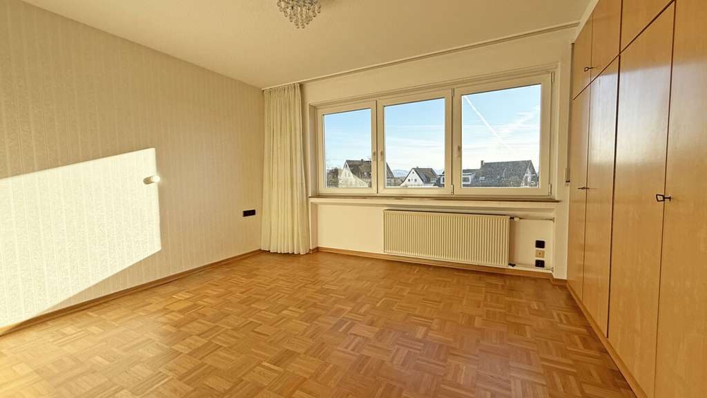 Immobilie in Pliezhausen - Ideal für die Großfamilie oder als Generationenhaus - Bild 4