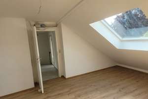 4-Zimmer-Wohnung mit Balkon in Augsburg-Hochzoll – Ortlerstraße 101, 86163 Hochzoll-Süd, Augsburg – Vorschaubild 23