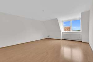 Über den Dächern von Weißensee – Dachgeschosswohnung mit Balkon und Terrasse – Die vollständige Adresse der Immobilie erhältst du vom Anbieter., 13088 Weißensee, Berlin – Vorschaubild 5