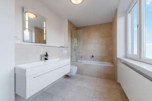 Seltene Gelegenheit: Premium-Penthouse mit riesiger Dachterrasse und unvergleichbarer Aussicht – Die vollständige Adresse der Immobilie erhältst du vom Anbieter., 40545 Oberkassel, Düsseldorf – Vorschaubild 9