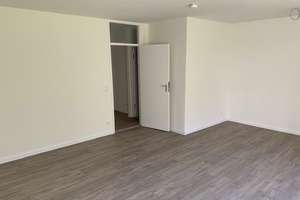 Im Erdgeschoss - Schöne 2 Zimmer Wohnung mit Balkon – Schönweißstr. 14 C, 90461 Hummelstein, Nürnberg – Vorschaubild 7