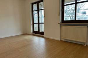 Charmantes Reihenmittelhaus mit Garten, Garage & 4 Zi. – ideal für Ihre Familie in Starnberg – Rettenberger Weg 12, 82319 Starnberg – Vorschaubild 2