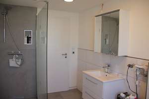 Privatverkauf! Geräumiges 5,5-Zimmer-Haus in München-Moosach – Die vollständige Adresse der Immobilie erhältst du vom Anbieter., 80997 Moosach-Bahnhof, München – Vorschaubild 9
