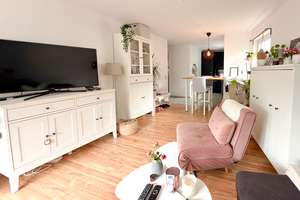 Attraktive 2-Zimmer-Wohnung mit Loggia in der Wik – ideal zur Eigennutzung oder als Kapitalanlage – Die vollständige Adresse der Immobilie erhältst du vom Anbieter., 24106 Wik, Kiel – Vorschaubild 2