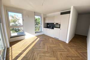 Flexibel, offen, voller Möglichkeiten - 2-Raum-Wohnung zentral gelegen mit EBK und FBH – Florian-Geyer-Straße 111, 12489 Adlershof, Berlin – Vorschaubild 1