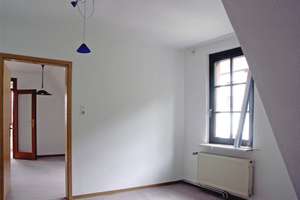 Großzügiges Haus mit Wintergarten, sep. Gebäudeteil mit  eigenem Eingang, PKW Stellplätze – Die vollständige Adresse der Immobilie erhältst du vom Anbieter., 65385 Rüdesheim am Rhein – Vorschaubild 16