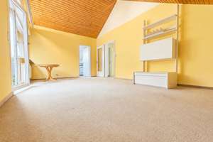 Charmante helle 2-Zimmer-Wohnung mit Balkon, hohen Decken und Einzelgarage in Stuttgart – Gosheimer Weg 21, 70619 Sillenbuch (Ortsteil), Stuttgart – Vorschaubild 3