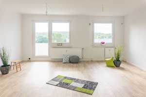 Wunderschöne Maisonettewohnung mit 2 Bädern und 2 Balkonen – Alfred-Neubert-Str. 37, 9123 Chemnitz – Vorschaubild 2