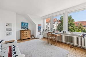 Stilvoll wohnen im Philosophenviertel – Großzügige Stadtvilla mit traumhaftem Garten – Die vollständige Adresse der Immobilie erhältst du vom Anbieter., 30625 Kleefeld, Hannover – Vorschaubild 11