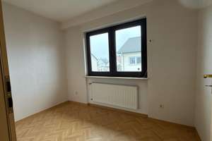 Einfamilienhaus mit Platz für zwei Generationen (keine abgeschl. Whg.) mit Dachterrasse und Garage – Lessingstraße 8, 68799 Reilingen – Vorschaubild 17