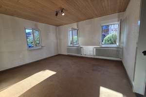 Charmante Doppelhaushälfte mit 8 Zimmern, Garten und Doppelgarage im Herzen Holzgerlingens – Tübingerstr. 79/1, 71088 Holzgerlingen – Vorschaubild 7