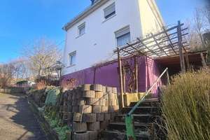 Provisionsfrei, verkehrsgünstig & kurzfristig bezugsfrei: Einfamilienhaus auf 820 m² Grundstück – Die vollständige Adresse der Immobilie erhältst du vom Anbieter., 57076 Weidenau, Siegen – Vorschaubild 2