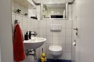 Hochwertiges und gemütliches Einfamilienreihenhaus mit Garage in Düsseldorf zu verkaufen – Rathelbeckstr. 285 a, 40627 Unterbach, Düsseldorf – Vorschaubild 10