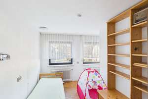 Großzügig wohnen in ruhiger Lage: Familienhaus mit Kamin, Garten und Photovoltaik  – Die vollständige Adresse der Immobilie erhältst du vom Anbieter., 55120 Mombach, Mainz – Vorschaubild 12