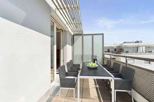 Zeitlose Eleganz in Bogenhausen: Penthouse-Feeling im Bichlhofweg | 4-Zi.-Dachterrassenwohnung – Bichlhofweg 3, 81927 Johanneskirchen, München – Vorschaubild 9