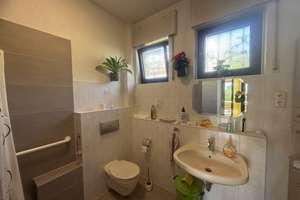 RESERVIERT!Charmanter Bungalow mit Garten in ruhiger Lage von Berlin-Rudow – Die vollständige Adresse der Immobilie erhältst du vom Anbieter., 12353 Gropiusstadt, Berlin – Vorschaubild 10