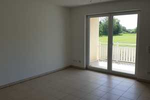 helle 3 Zi-Whg im 1. OG mit SÜD-Balkon in 5 FH, FELDMOCHING – Karlsfelder Straße 27, 80995 München – Vorschaubild 3