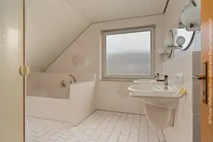 Rohrsen - Nienburg/Weser |Schönes Zweifamilienhaus mit Doppelgarage in ruhiger Lage – Nienburg (Weser) (Kreis) – Vorschaubild 17