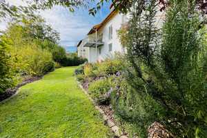 Top-saniertes 1-2-Familienhaus mit herrlicher Aussicht - Wohnen und ELW/Büro - freiwerdend – Regensburg (Kreis) – Vorschaubild 21