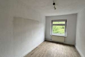 Sofort verfügbar! Helle, sanierungsbedürftige 2-Zimmer-Wohnung in begehrter Lage – Die vollständige Adresse der Immobilie erhältst du vom Anbieter., 22081 Barmbek-Süd, Hamburg – Vorschaubild 2