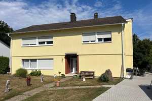 Schönes Dreifamilienhaus in Idylischer lage – Südwestpfalz (Kreis) – Vorschaubild 1