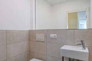 Stilvoll geschnittene Wohnung mit verglaster Loggia, nahe Ringpark, im Herzen Würzburgs – 97072 Sanderau, Würzburg – Vorschaubild 9